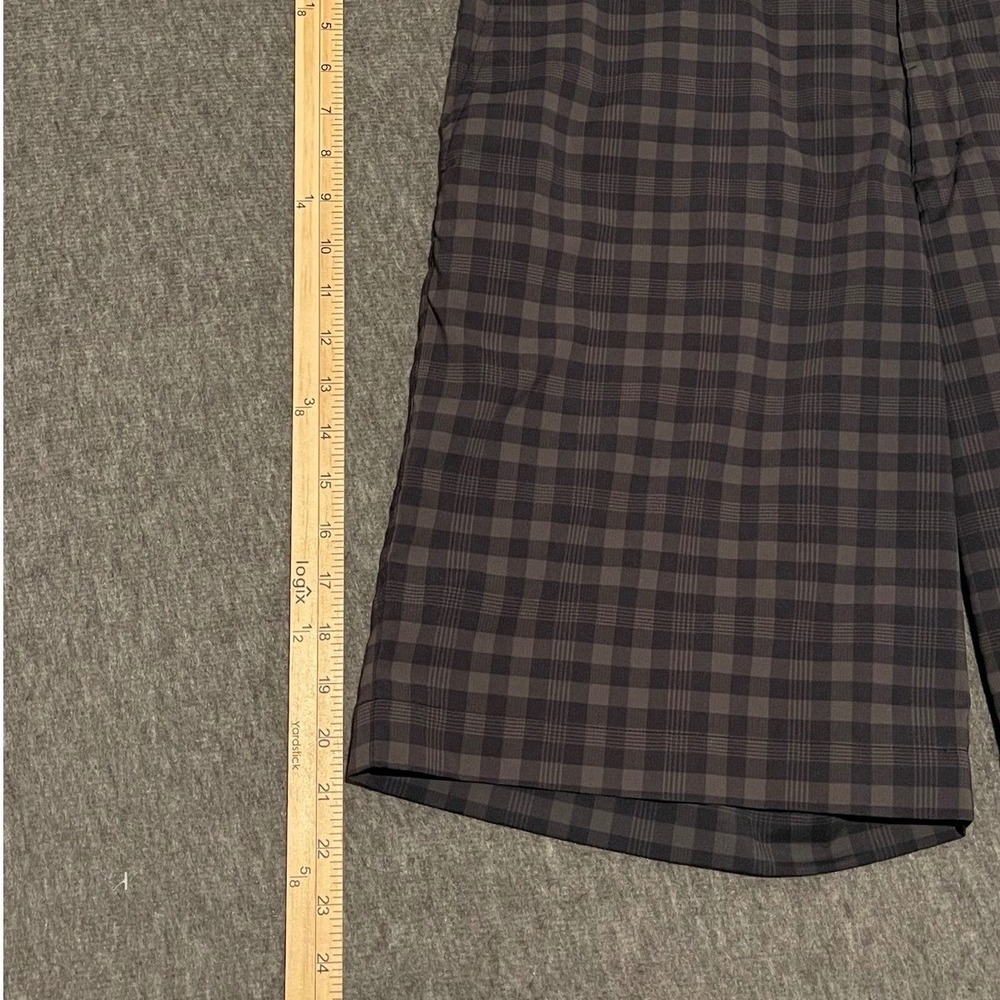 Nike Golf Dri-FIT Plaid Shorts Mens Size 36 Gray Performance Athletic Casual - Picture 7 of 7